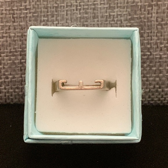 Sterling Silver Ring size 7-3/4 - Picture 1 of 6